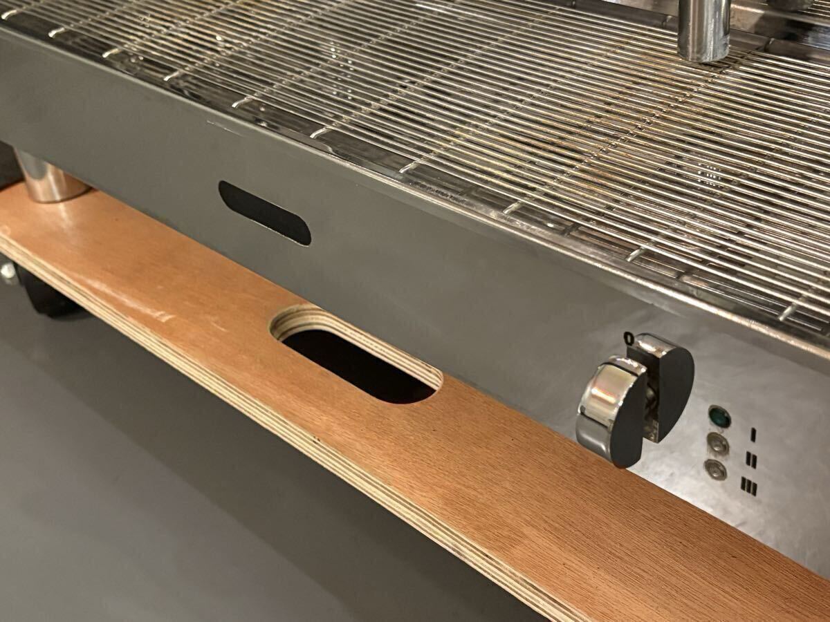 Vibiemme Replica PID マルチボイラー 動作良好 セミオートエスプレッソマシン 業務用 三相200V_画像4