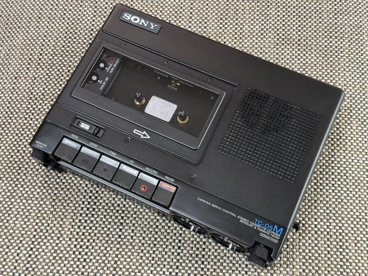 SONY TC-D5M ポータブルカセットプレーヤー_画像1
