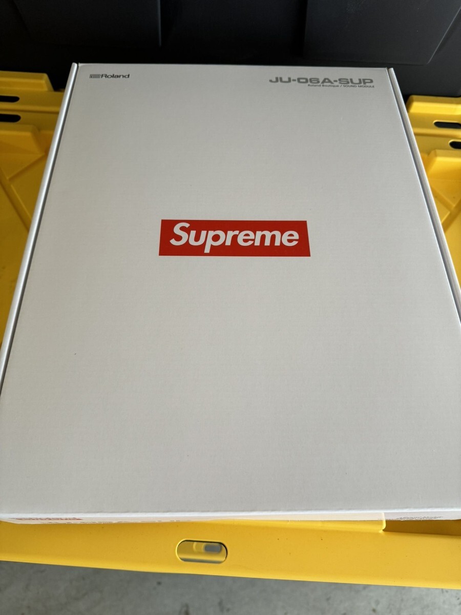[ новый товар ] Supreme Roland JU-06A синтезатор 2024 год ограниченная модель 