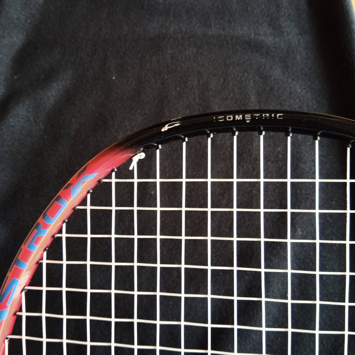 ヨネックス アストロクス77プロ/ASTROX77 PRO AX77-P 4U5 ハイオレンジ 人気モデル 美品_画像4