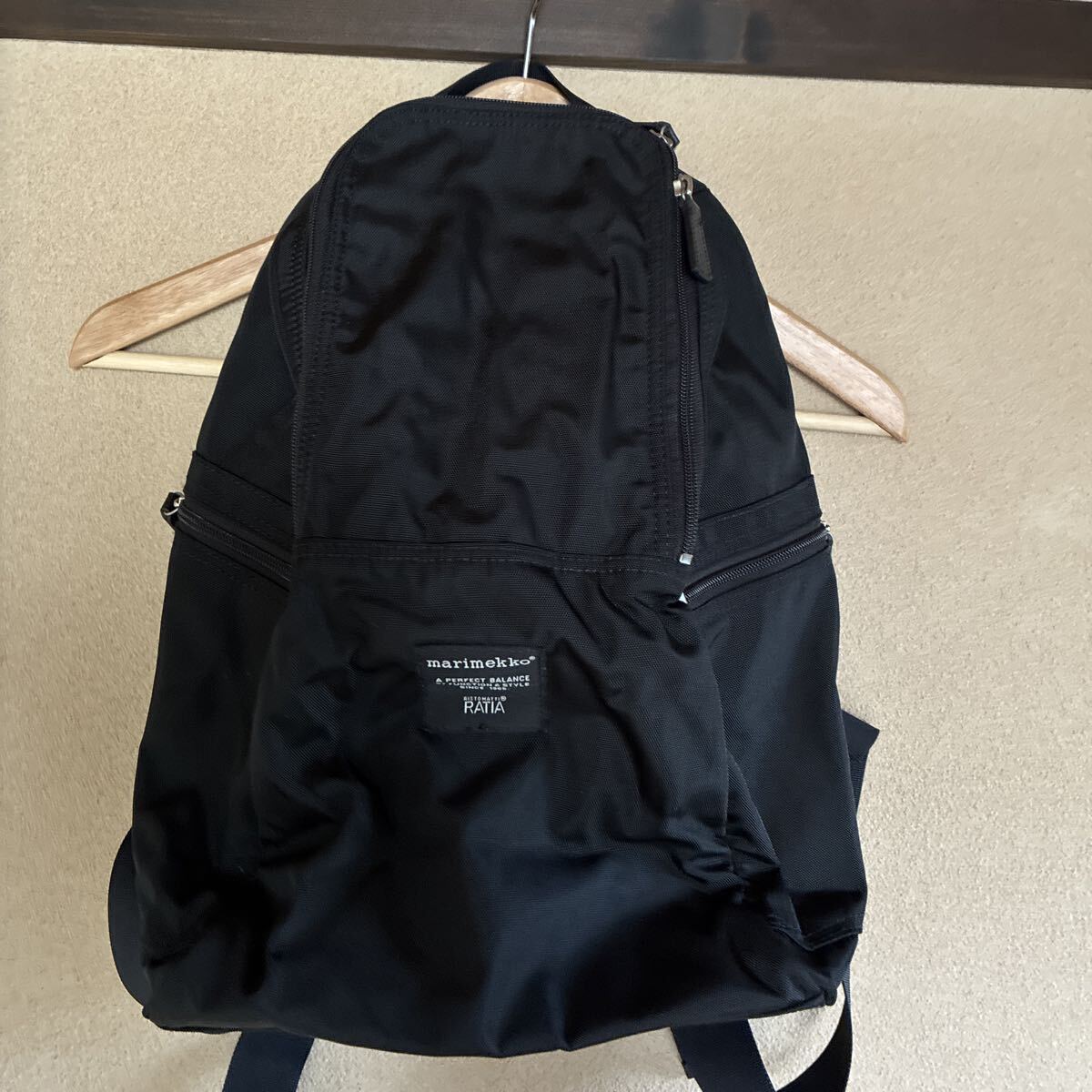 マリメッコ★marimekko★リュック★バックパック ★METRO(メトロ)★黒★バッグ_画像1