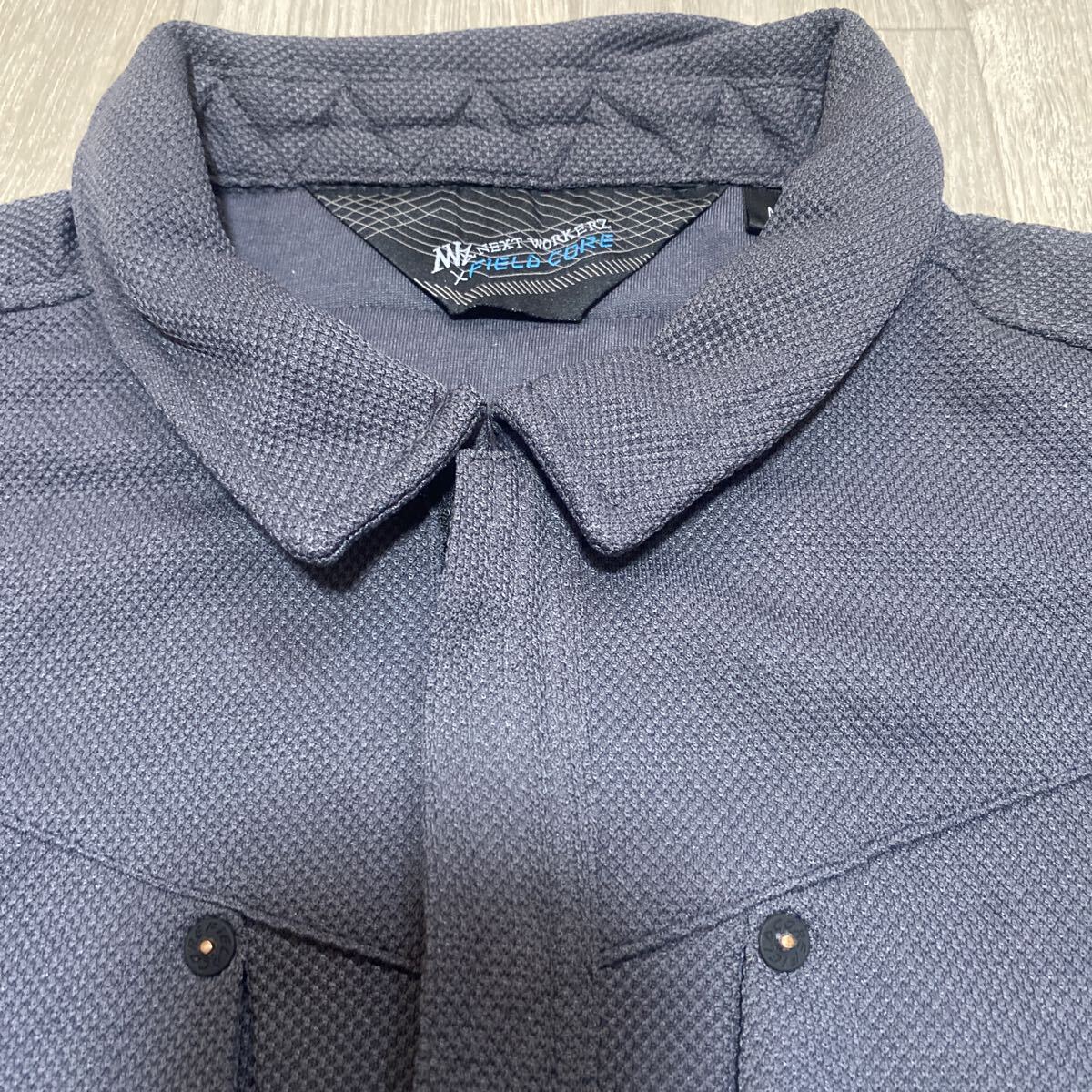 新品タグ付き FIELD CORE ポロシャツ Mサイズ スチールグレー 送料無料 _画像3