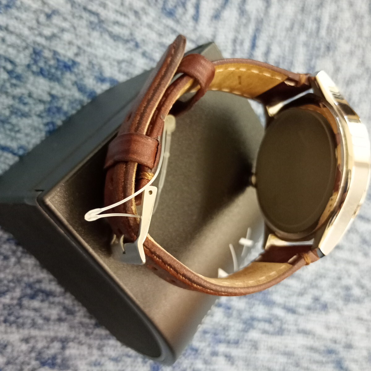 １円出品!!　Ｇ-246　アルマーニエクスチェンジ　メンズ　 腕時計　ＡX2133　動作未確認商品_画像4