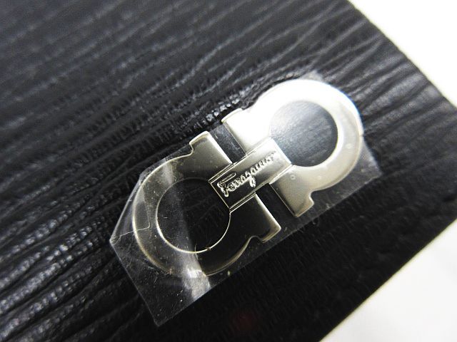  прекрасный товар Salvatore Ferragamo Salvatore Ferragamo двойной gun chi-ni кожа складывающийся пополам длинный кошелек бумажник черный 66A069 с коробкой *3177