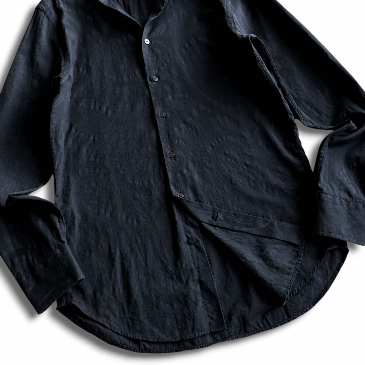 極美品/Lサイズ●最高級 ETRO エトロ 現行モデル ジャガード織 ペイズリー ドレスシャツ 長袖 総柄 イタリア製 40 ブラック 黒 国内正規品_画像4