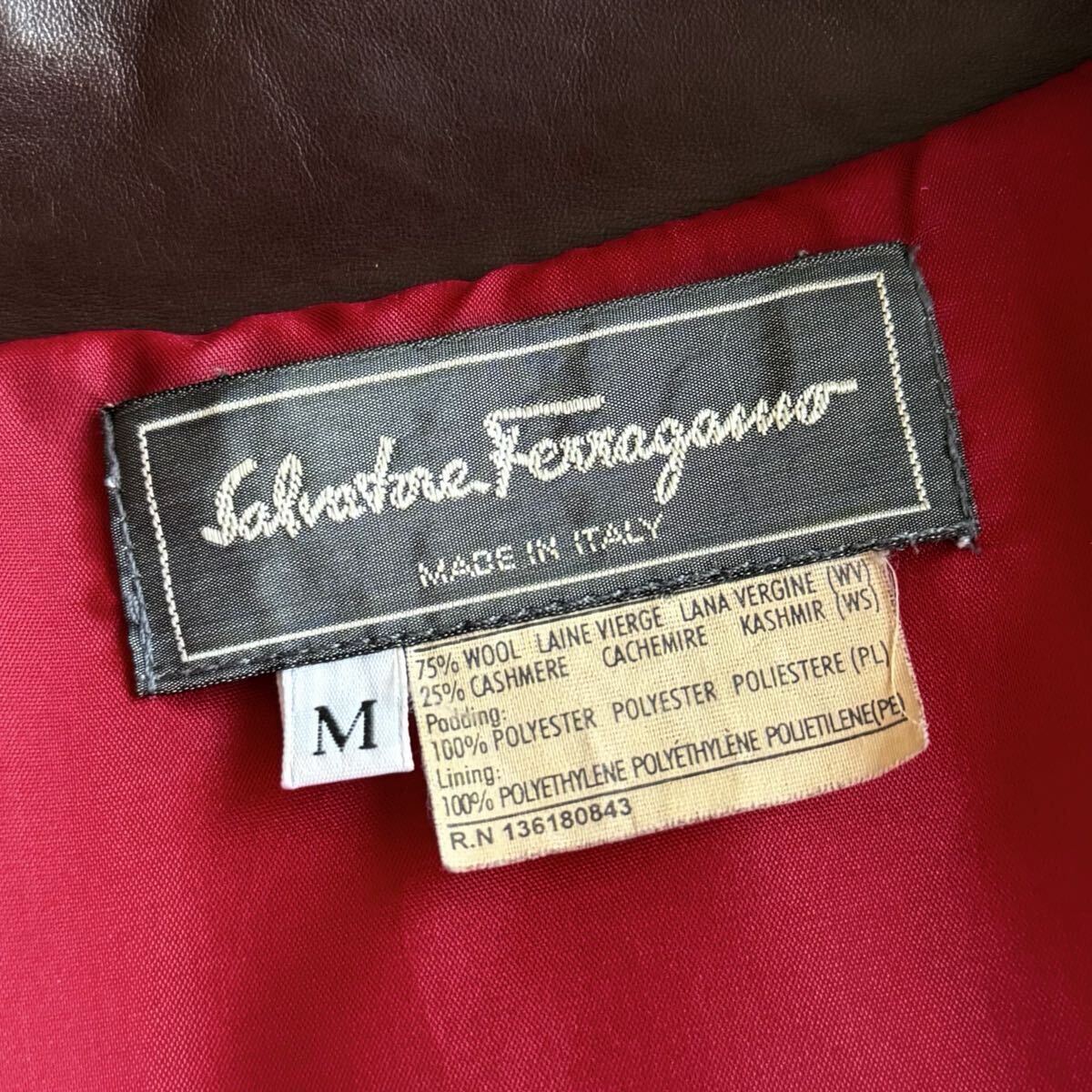  превосходный товар /L соответствует * высший класс Salvatore Ferragamo кашемир кожа переключатель стеганная куртка пальто с хлопком темно-синий Salvatore Ferragamo