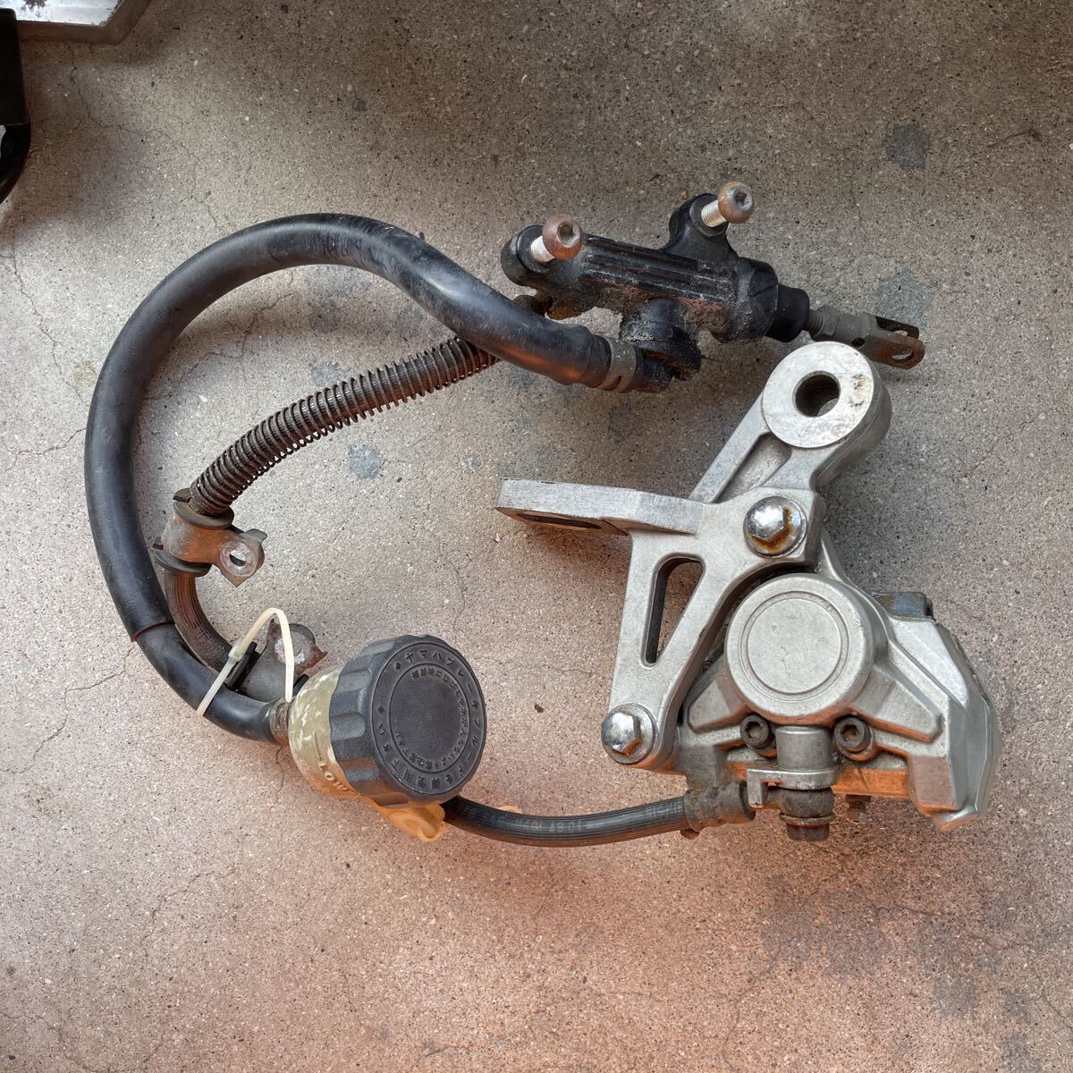 YAMAHA SDR200 2TV リアブレーキマスター_画像2