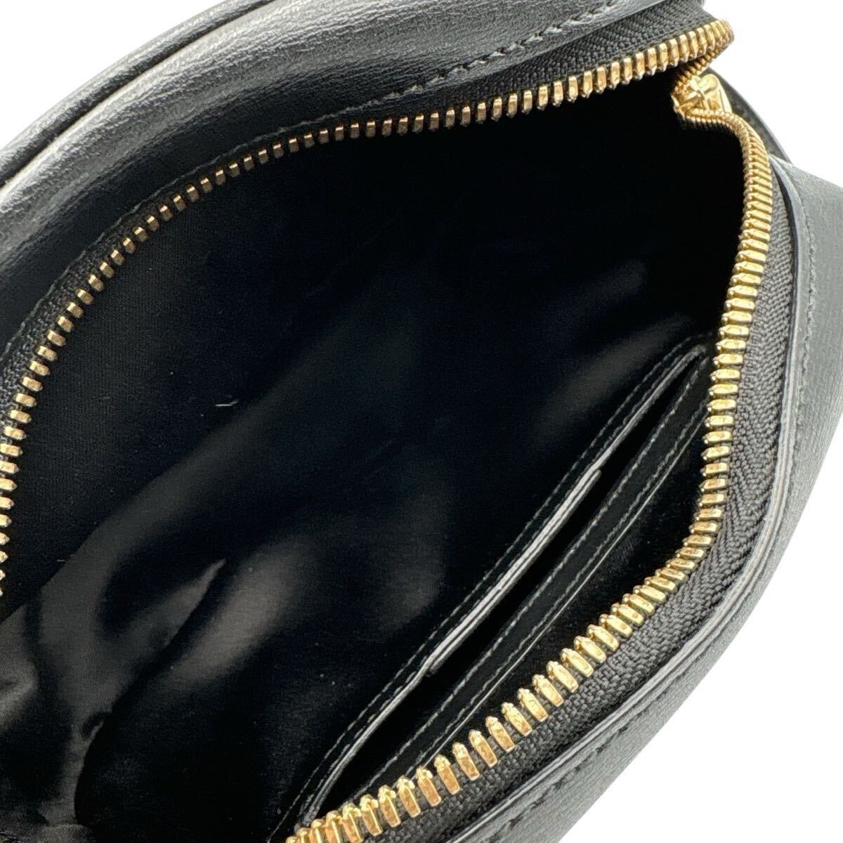 【1円~】極美品 フェラガモ ガンチーニ カメラバッグ ショルダーバッグ 黒 AU-21H008 ゴールド金具 斜め掛け_画像7