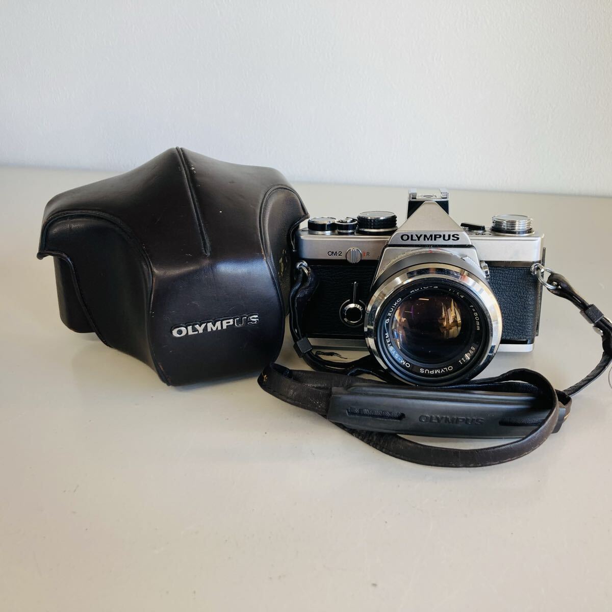 ★OLYMPUS★《1円》〔ケース付き〕 OM-2 N69-47 G ZUIKO AUTO-S 1:1.4 f=50mm オリンパス フィルムカメラ_画像1