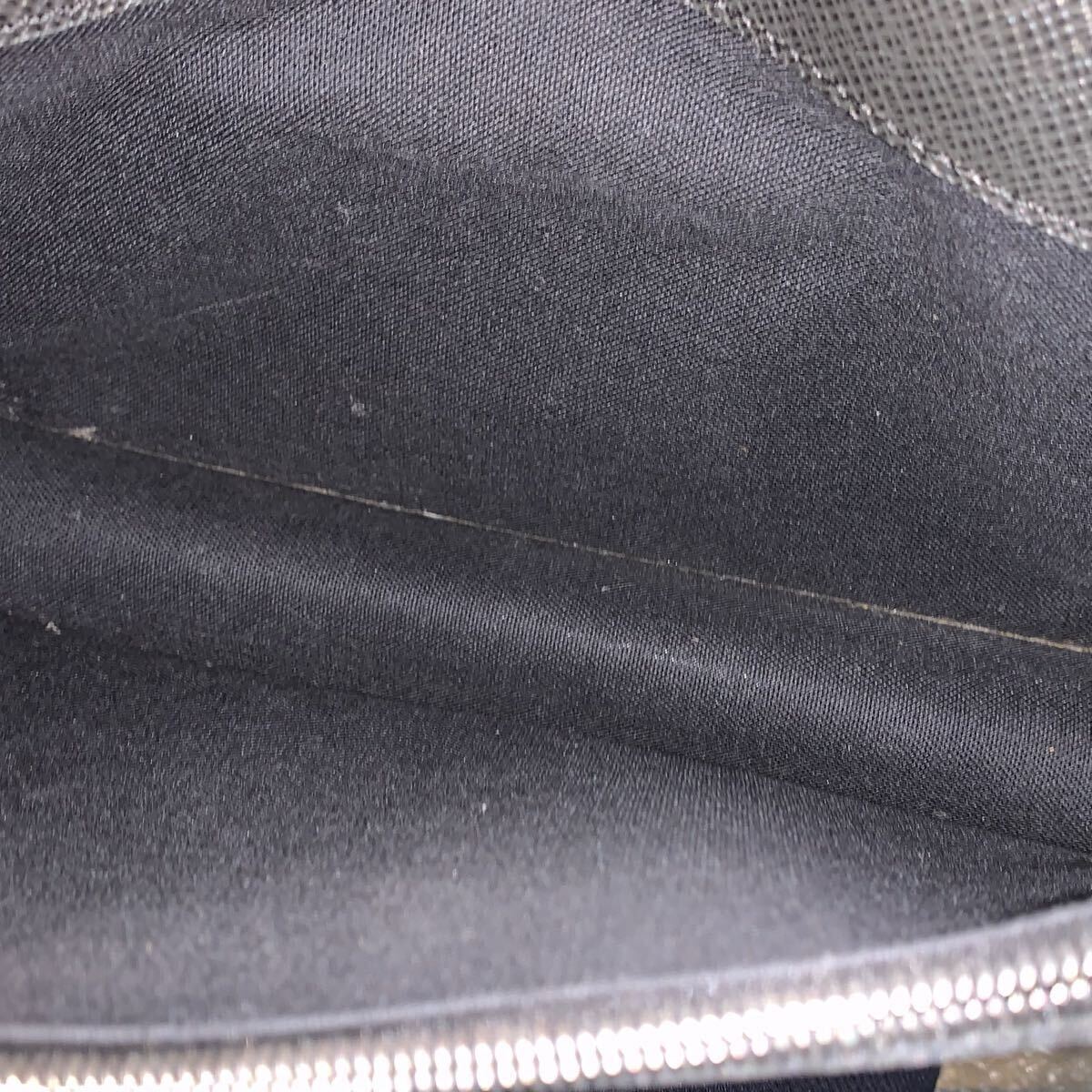 1 иен прекрасный товар LOUIS VUITTON Louis * Vuitton Taiga Neo *belaiaarudowa-z ручная сумка кожа чёрный черный серебряный металлические принадлежности RI1164