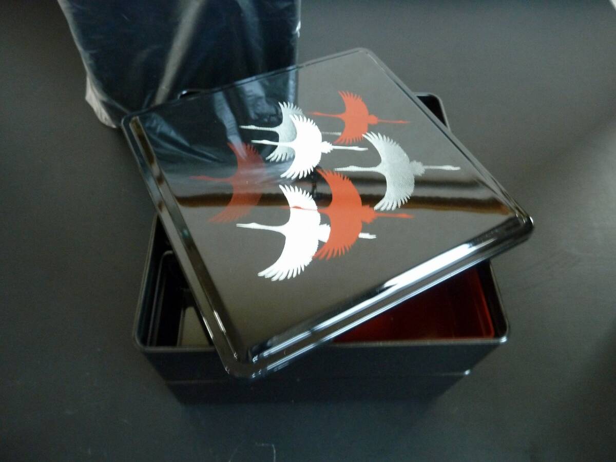 ★☆未使用品★仕出し用 おせち2段重箱5点セット・中仕切りあり★プラスチック製☆★_画像2