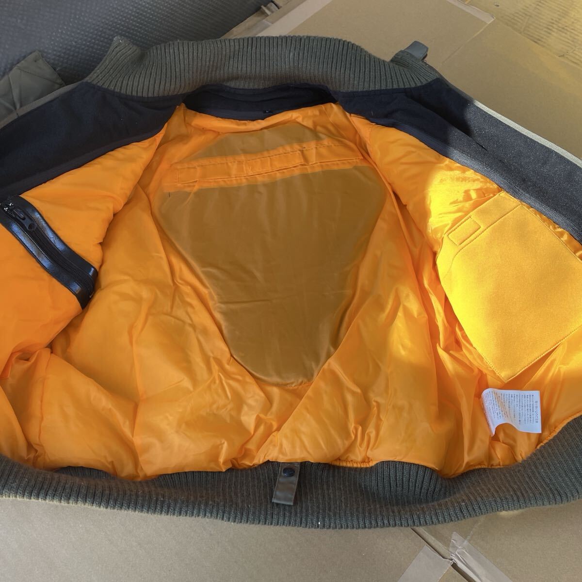 VANSON バンソン MA-1 ジャケット ナイロン　カーキ　Lサイズ_画像4
