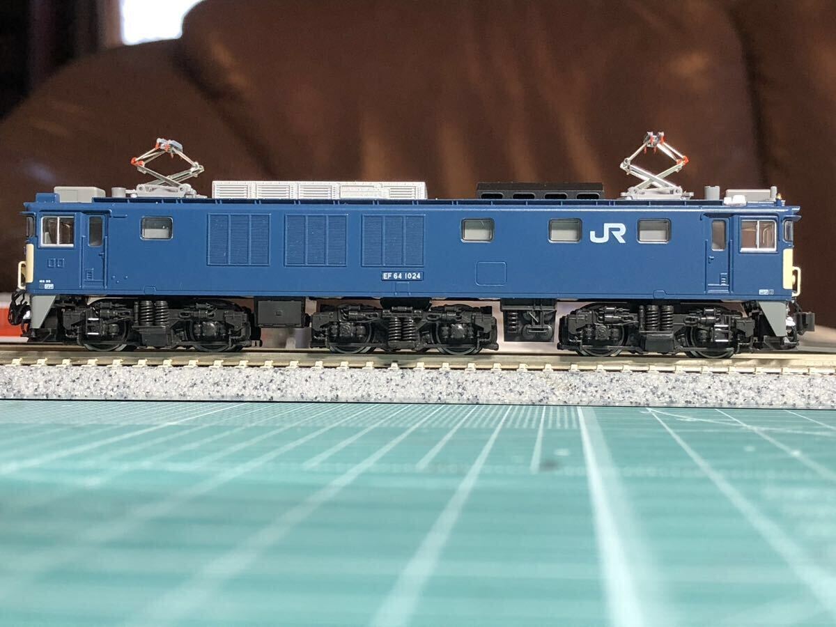 KATO 3024-3 EF64 1000 一般色JR貨物クーラー搭載車【 1025】号機、新品取付加工、常点灯ライトユニット搭載、解放テコ追加、伯備線仕様_画像7
