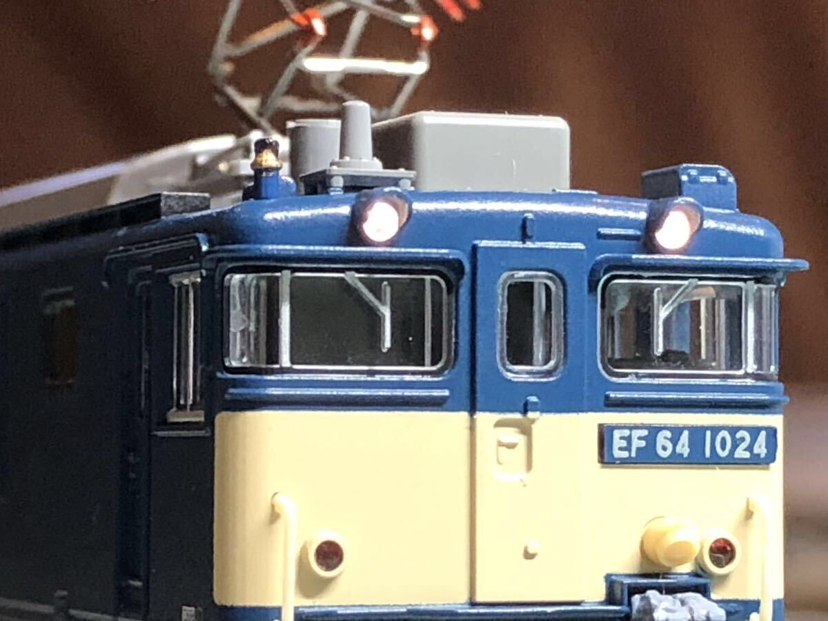 KATO 3024-3 EF64 1000 一般色JR貨物クーラー搭載車【 1025】号機、新品取付加工、常点灯ライトユニット搭載、解放テコ追加、伯備線仕様_画像9