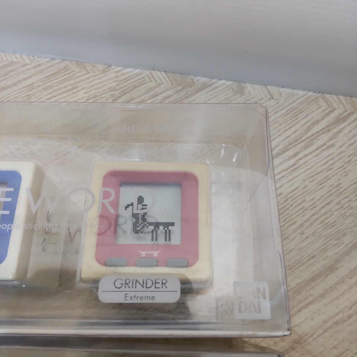  Cube world CUBE WORLD[MAJOR+GRINDER]1 шт [PIVOT+KICKS]1 шт итого 2 шт совместно Bandai 