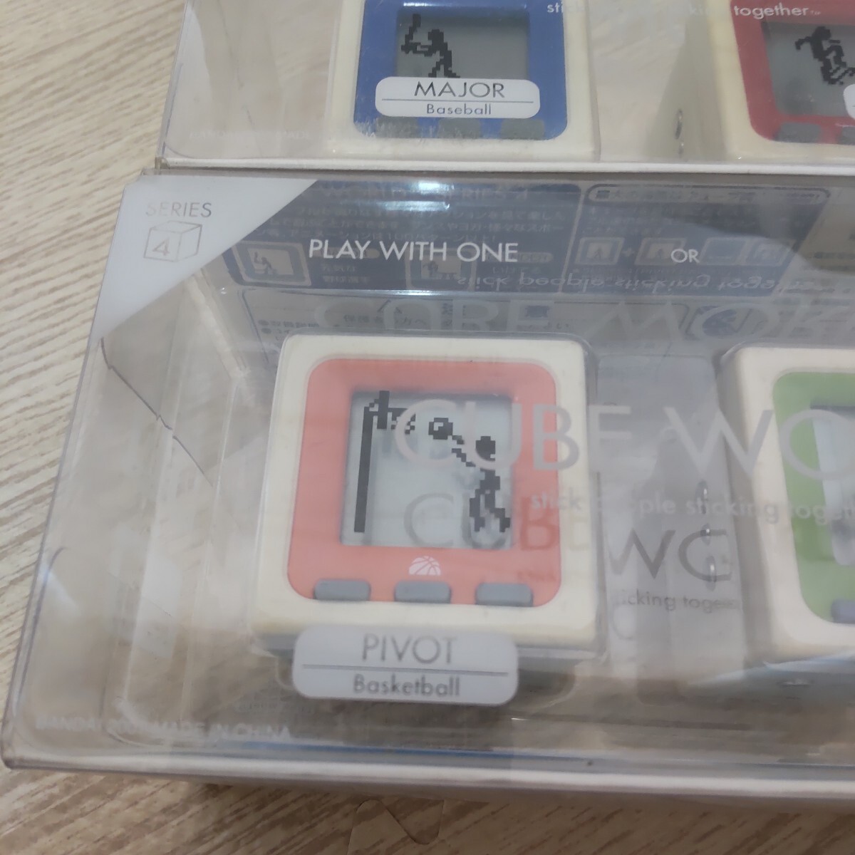  Cube world CUBE WORLD[MAJOR+GRINDER]1 шт [PIVOT+KICKS]1 шт итого 2 шт совместно Bandai 