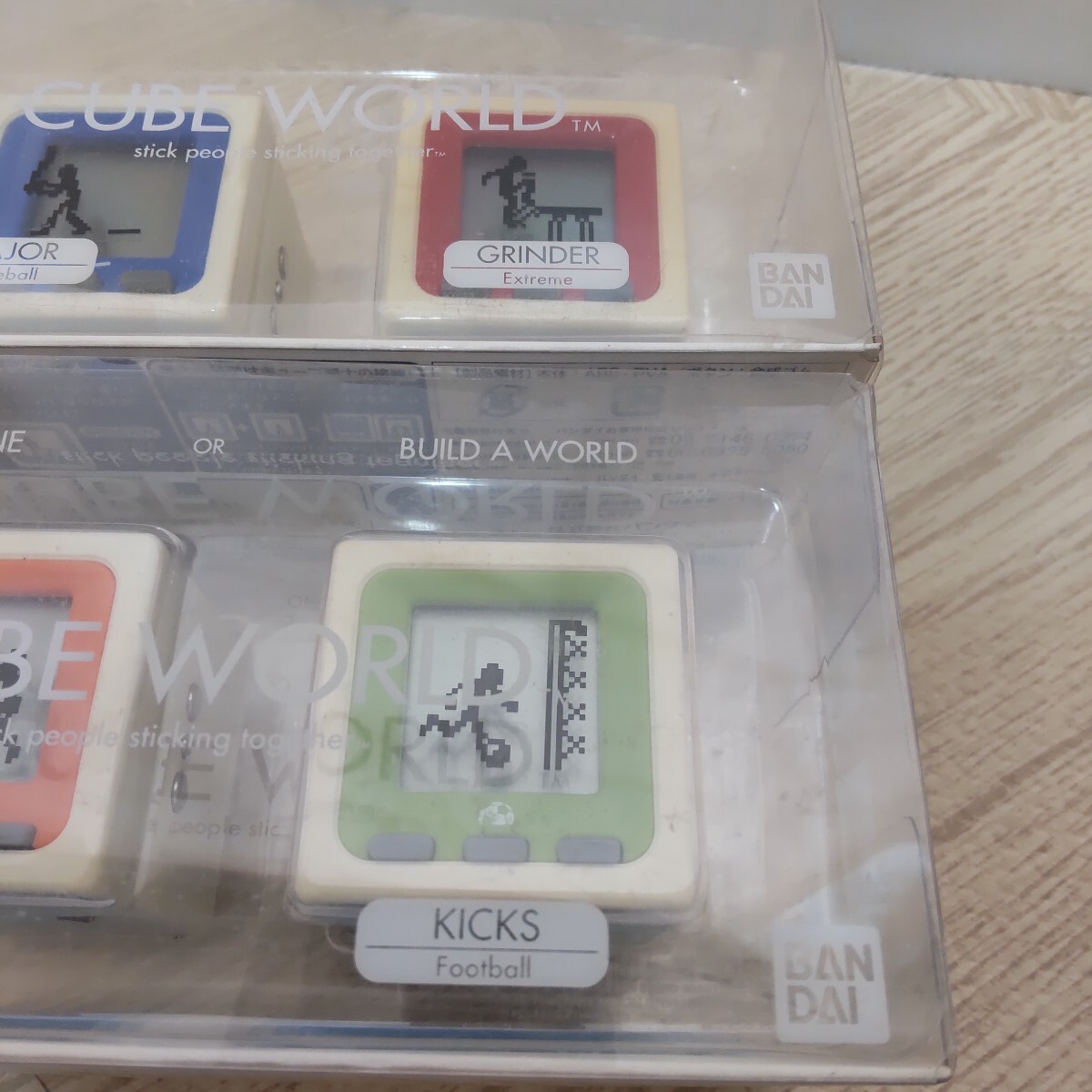  Cube world CUBE WORLD[MAJOR+GRINDER]1 шт [PIVOT+KICKS]1 шт итого 2 шт совместно Bandai 