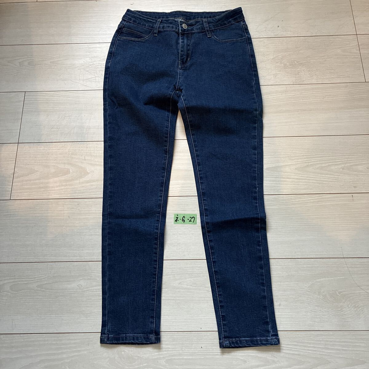 ストレッチ　デニム デニムパンツ ジーンズ スキニー　レディース　インディゴ　サイズ28_画像1