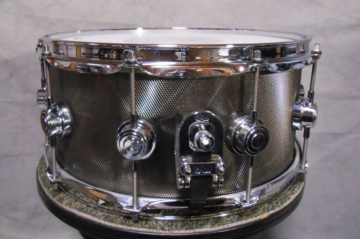 dw 14x6.5 3mm厚キャスト（鋳造）スチール　スネアドラム 新品同様_画像6