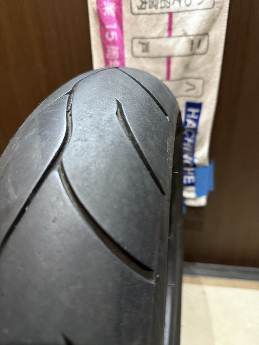 中古MCタイヤ バリ山 2022年製造 MAXXIS R1N 120/70-13 マキシス 120 70 13 3122 K6760_画像4