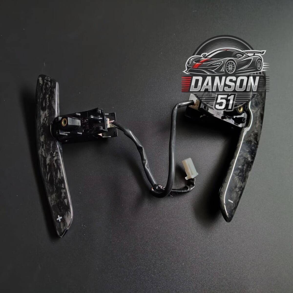 送料無料　フォージドカーボン製　レクサス LS500 LS500h VXFA50 　 シフトパドル　左右セット_画像2