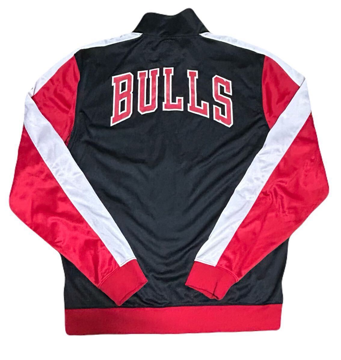 シカゴブルズ トラックジャケット ジャージ バスケットボール ウォームアップ サイズXXL NBA BULLS _画像2