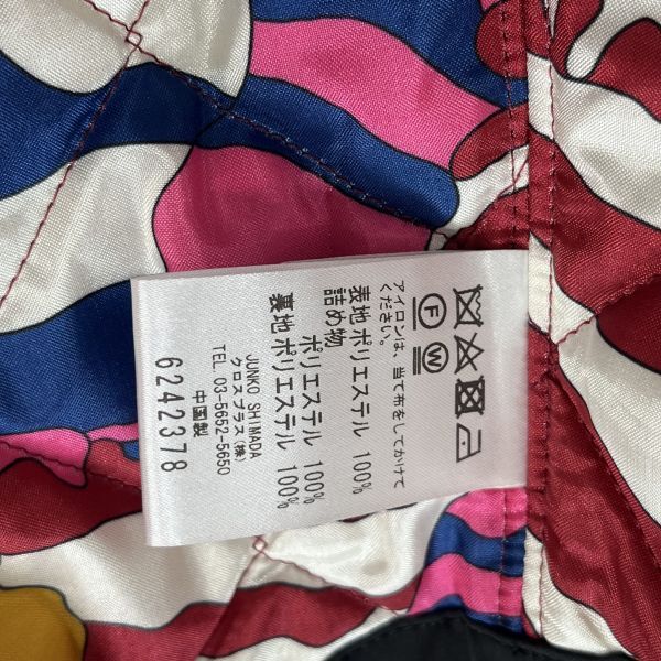 未使用 ジュンコシマダ 49AV.junko shimada 中綿ベスト フード 袖なしダブルジップ 黒 サイケ柄 40 L 11号 レディース S5X055_画像9