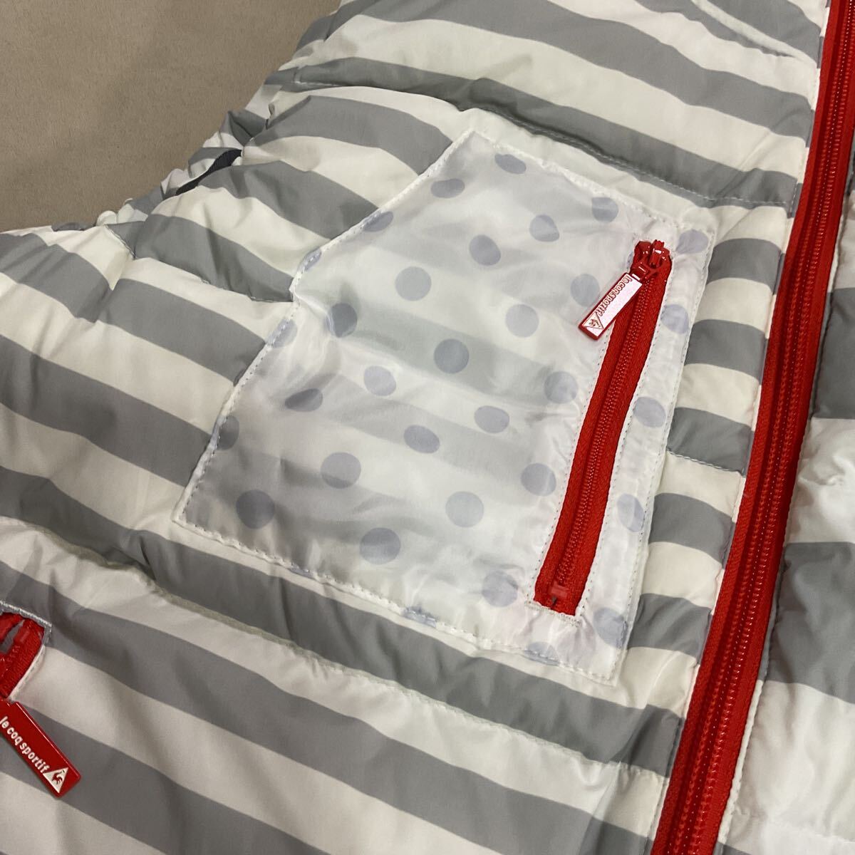 【超美品】 le coq sportif GOLF ルコックゴルフ ルコック レディースM ゴルフウェア ベスト ダウンベスト ストライプ 軽量 もこもこ_画像4