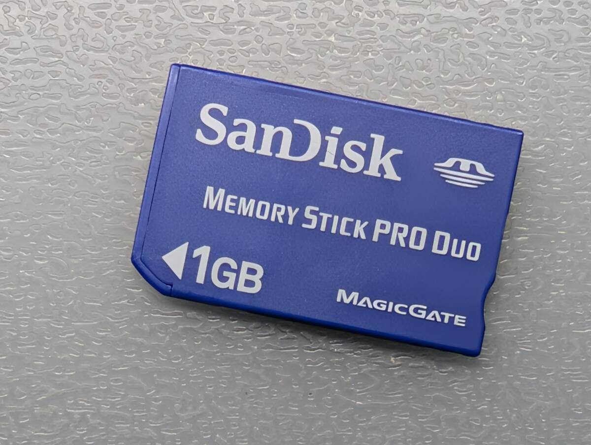 SanDisk Memory Stick PRO Duo 1GB BL サンディスク メモリースティック PSP メモリーカード 動作確認済み_画像1