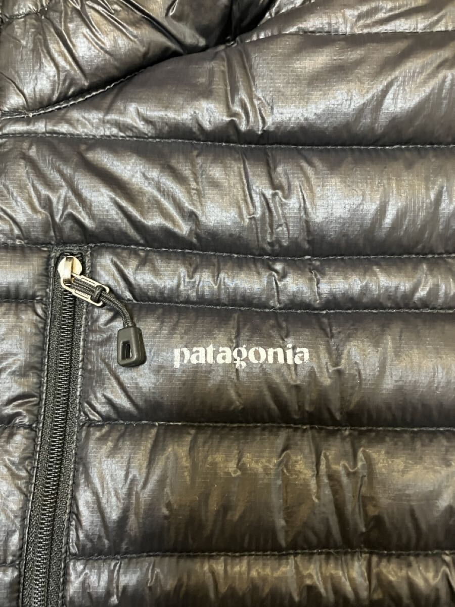 パタゴニア　ウルトラライトダウンフーディ 黒　M_画像3