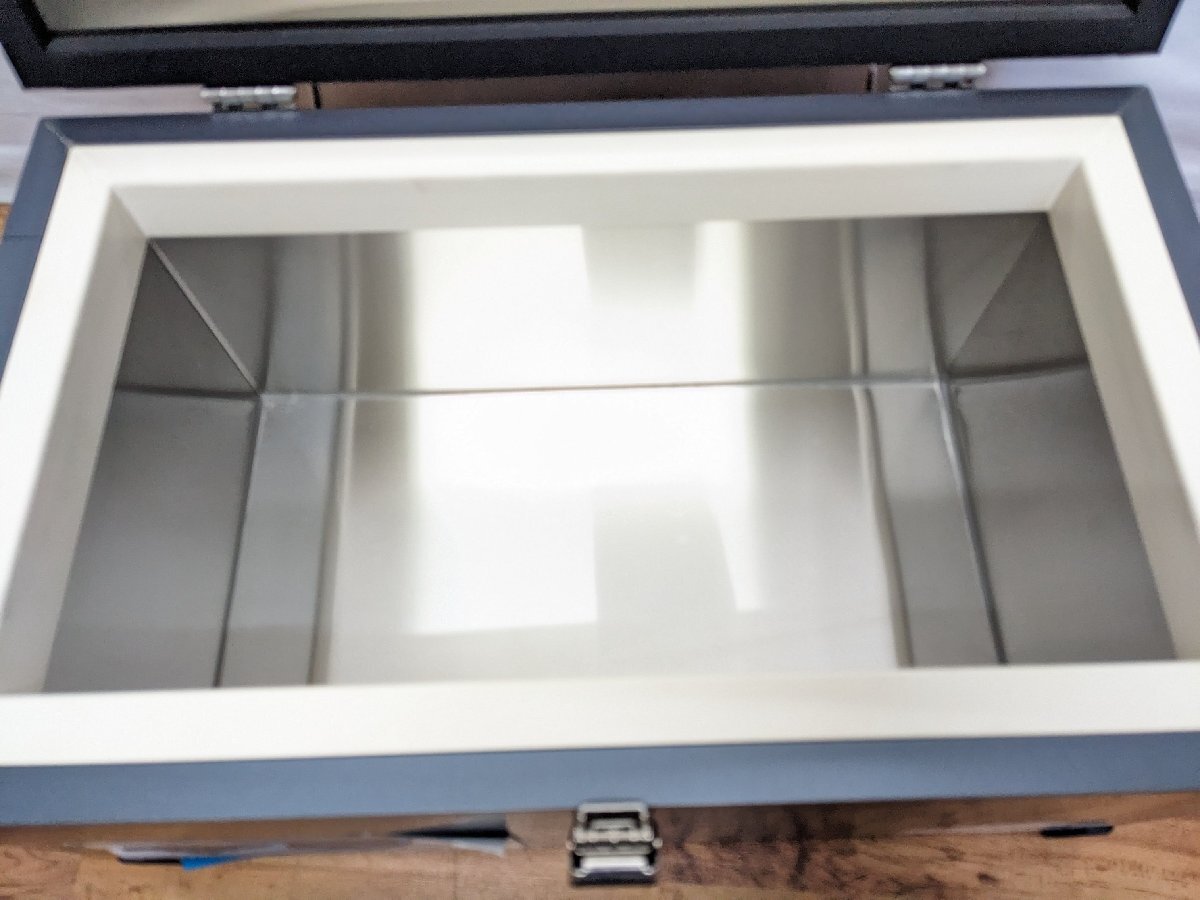 【現品限り】未使用保管品 釣武者 メタルクーラー スーパーギガクールII 22L SDブルー_画像8