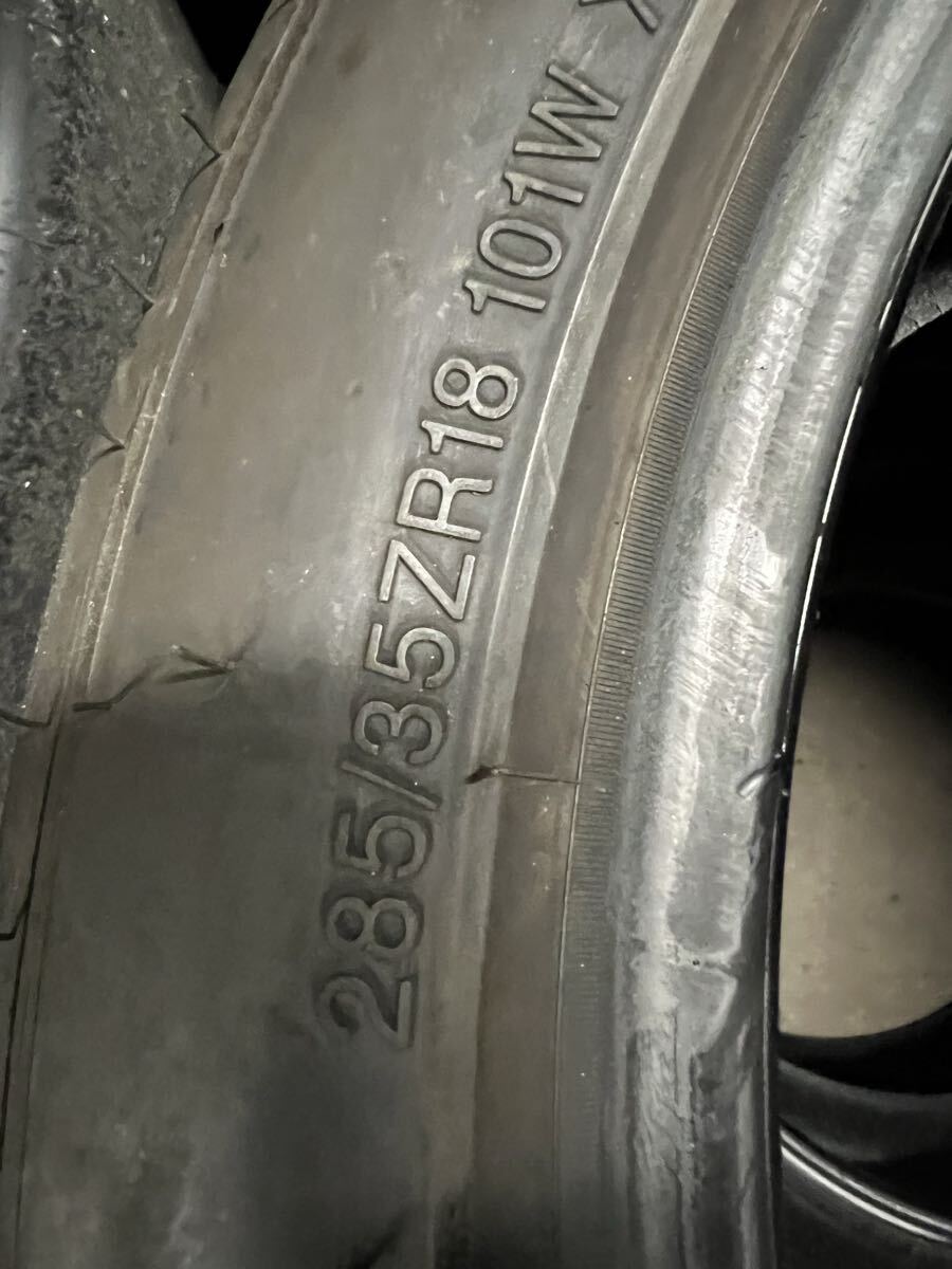 シバ200R R23 285/35/18 溝あり_画像1
