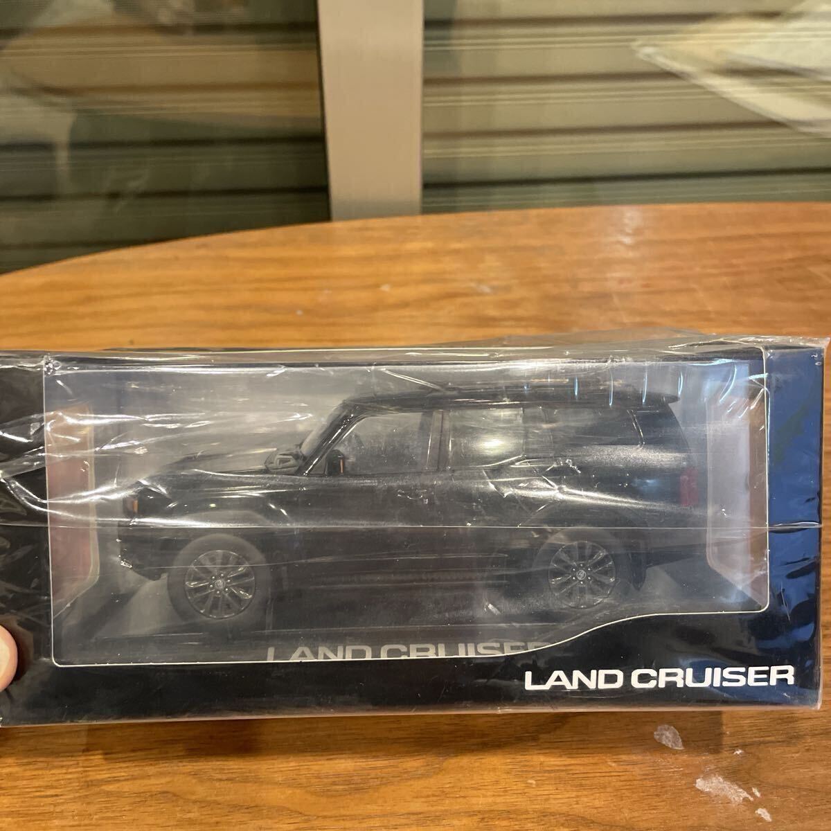 ★送料込み★トヨタ ランクル250 1/30 ランドクルーザー 202 ブラック カラーサンプル 非売品 ミニカー _画像1