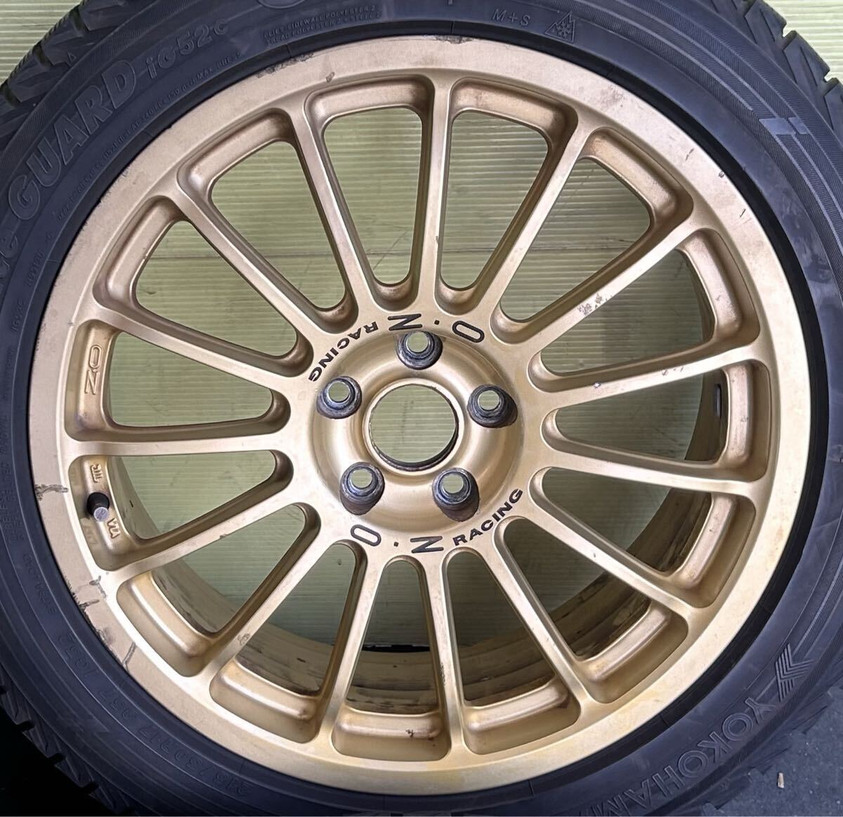 215/50R17 2020年スタッドレス ヨコハマice GUARD IG52 タイヤアルミセット O・Z 5穴 PCD100 ET+48 17×7J ハブ56mm_画像9