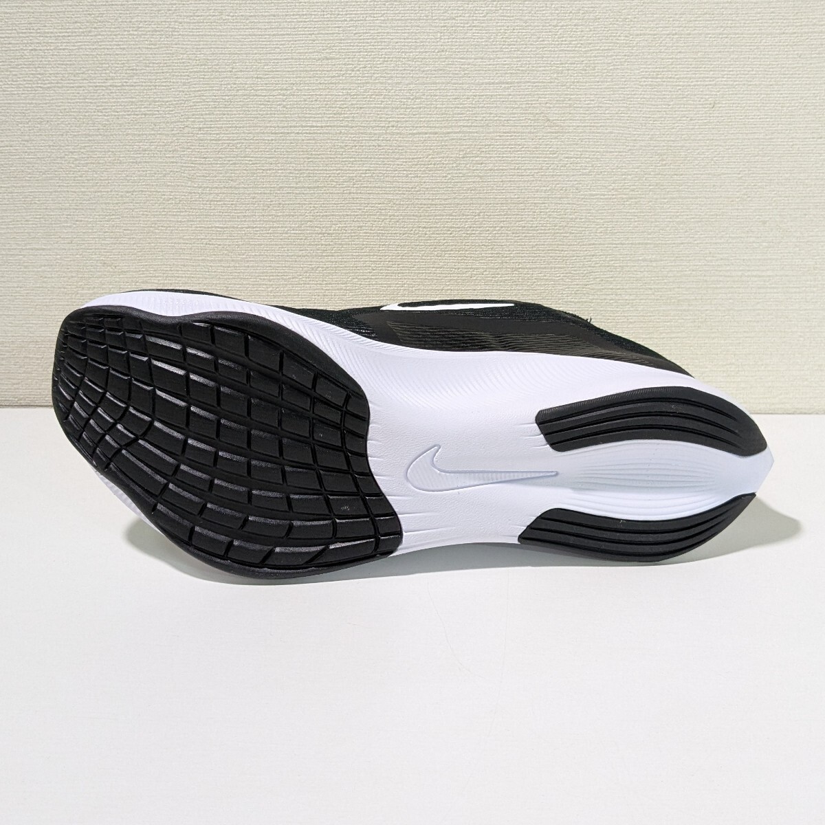 新品 26.5cm Nike Zoom Fly 4 ナイキ ズームフライ 4 CT2392-100 ブラック 黒 カーボン ランニングシューズ マラソン US8.5_画像4