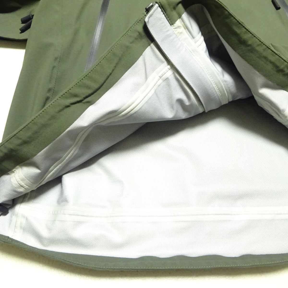 ★良品♪TARAS BOULBA★マウンテンパーカーL/タラスブルバナイロンジャケットメンズアウトドアウェアブルゾンジャンパーDiAPLEX_画像7