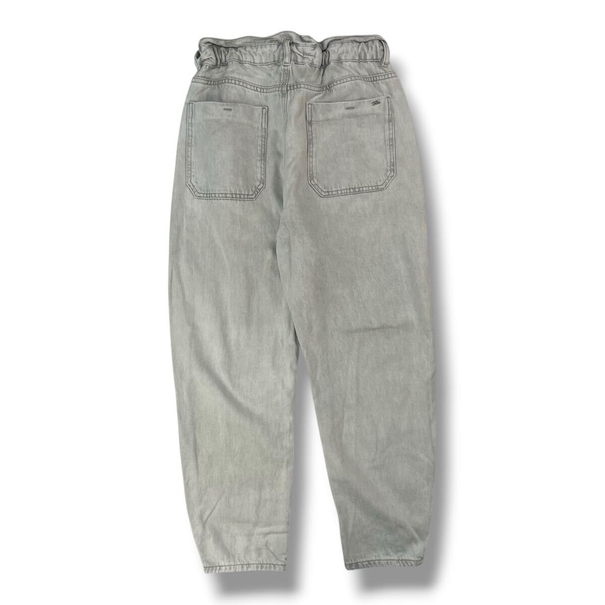 (TK1110)【希少】 ZARA ザラ バギーペーパーバッグパンツ イージー デニムパンツ グレー カジュアル 定番 ウエストひも レディース 36_画像2