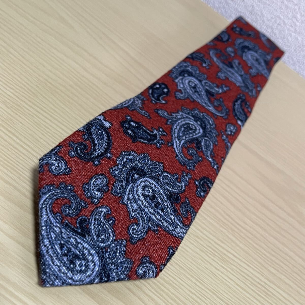 FAIRFAX（フェアファクス）赤茶色灰色涙模様ネクタイ_画像2