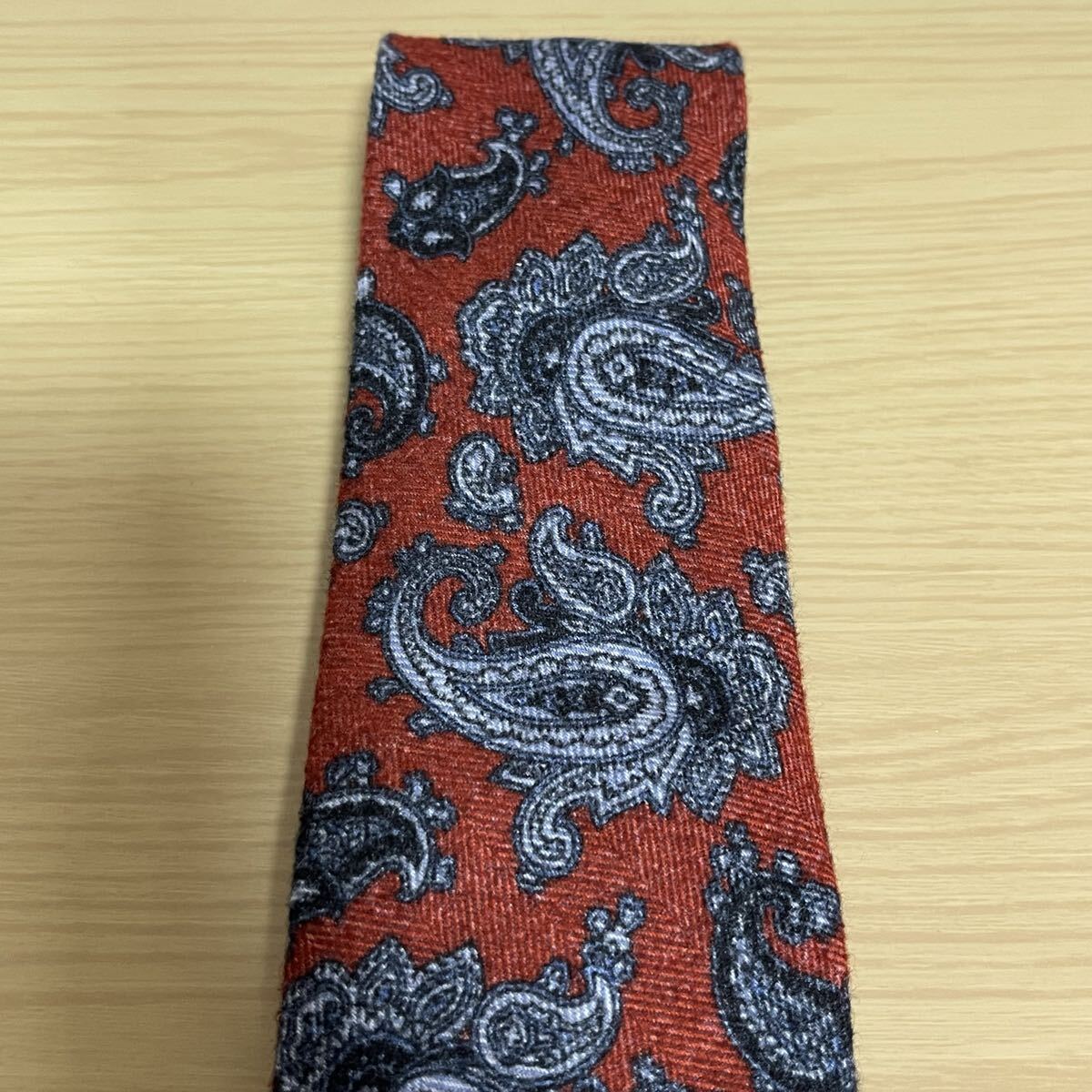 FAIRFAX（フェアファクス）赤茶色灰色涙模様ネクタイ_画像4