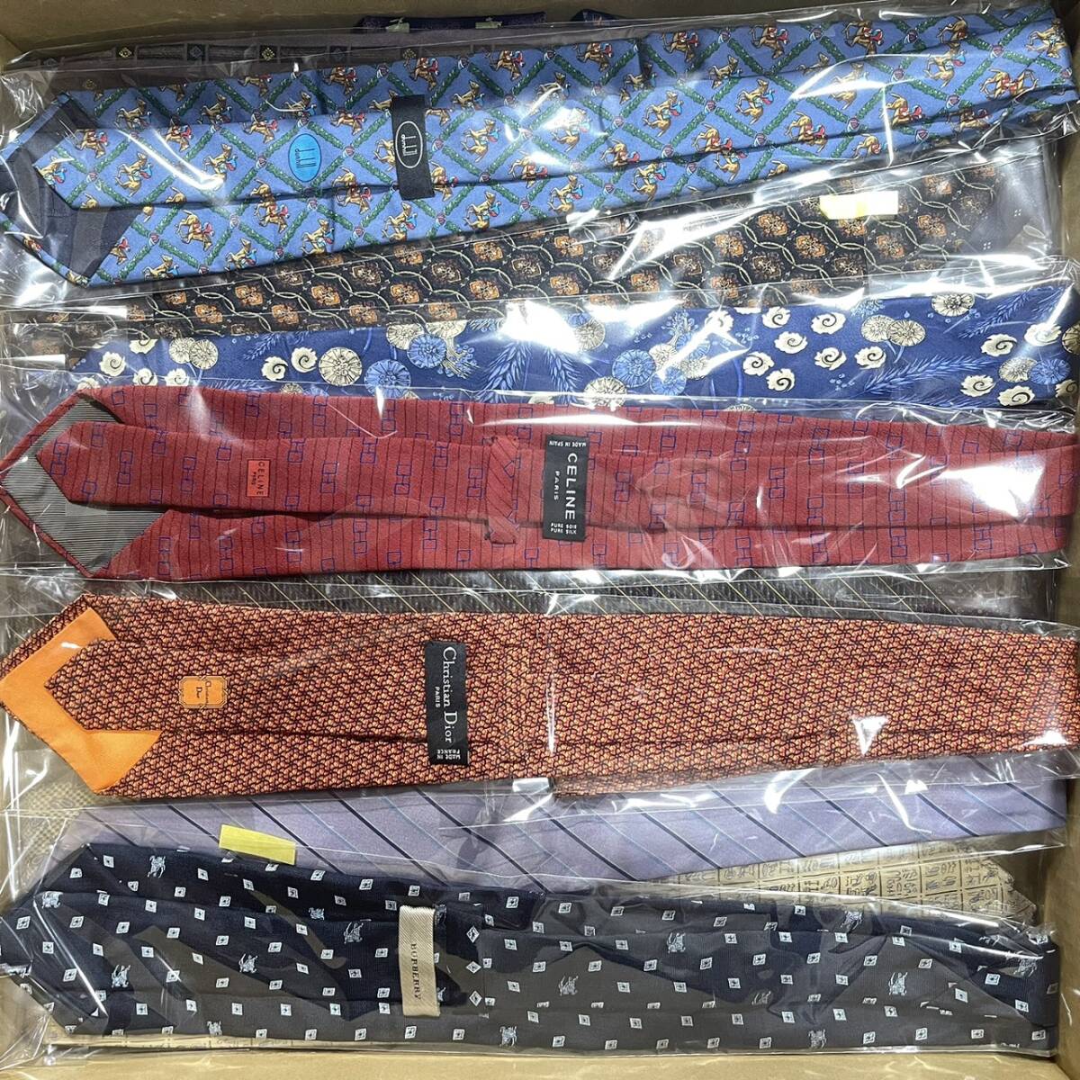 400本以上 25.00kg 新品同様など 大量 ネクタイ ブランド CHANEL BURBERRY FENDI VERSACE Ralph Laurenなど Lot Mixed まとめ セット J29_画像8