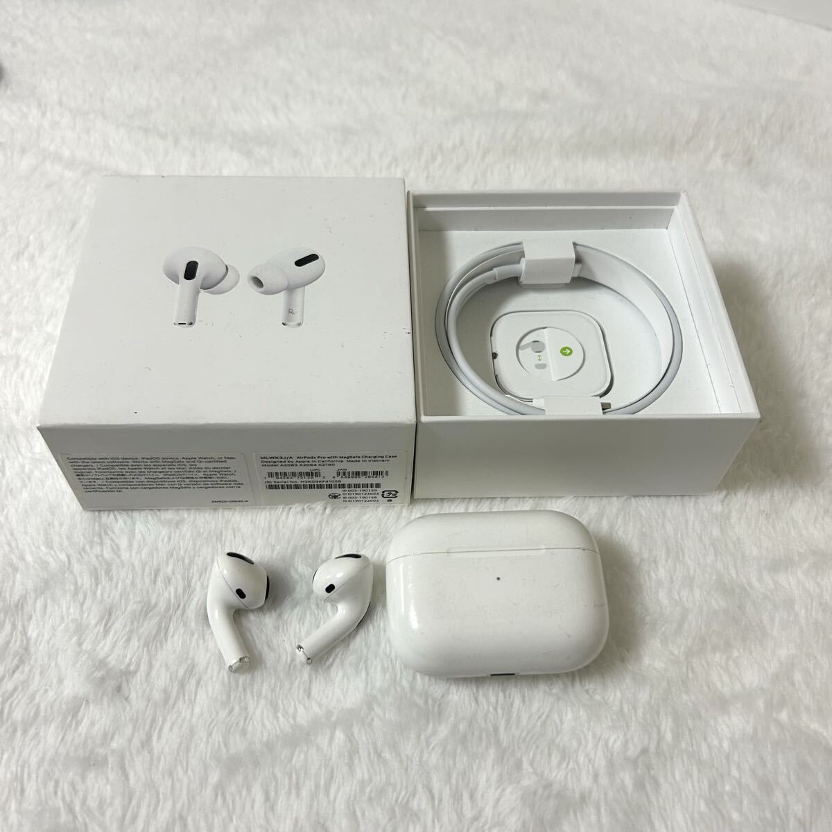 【訳あり】AirPods Pro 第一世代 エアポッズ プロ Apple A2084 Bluetooth ワイヤレス ジャンク_画像1