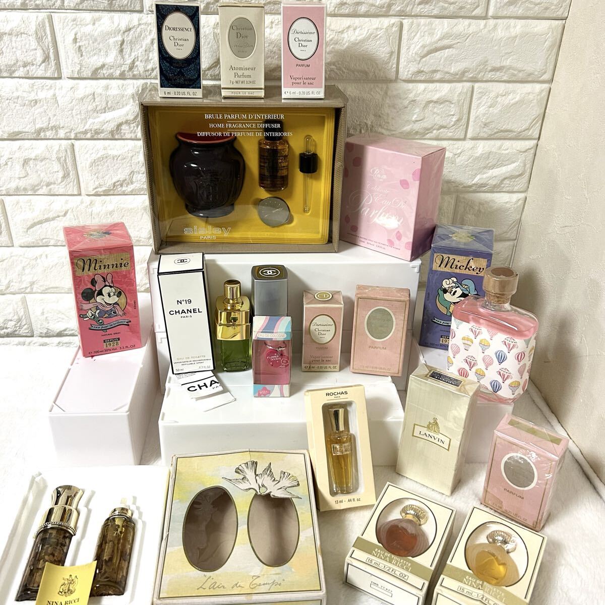 1 старт все новый товар духи суммировать Chanel CHANEL/ Dior Dior/SISLEY/ Lanvin / Nina Ricci и т.п. 