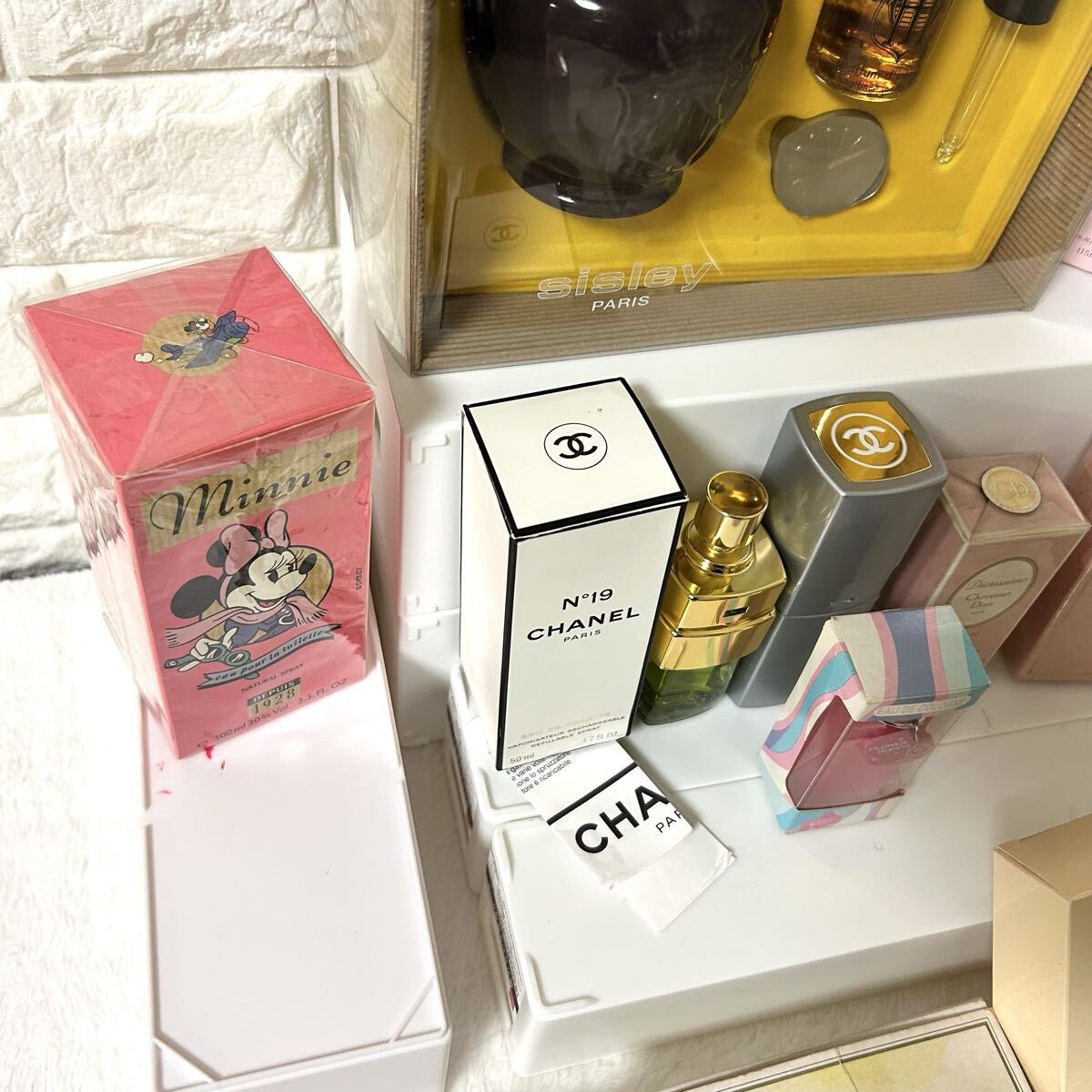 1 старт все новый товар духи суммировать Chanel CHANEL/ Dior Dior/SISLEY/ Lanvin / Nina Ricci и т.п. 