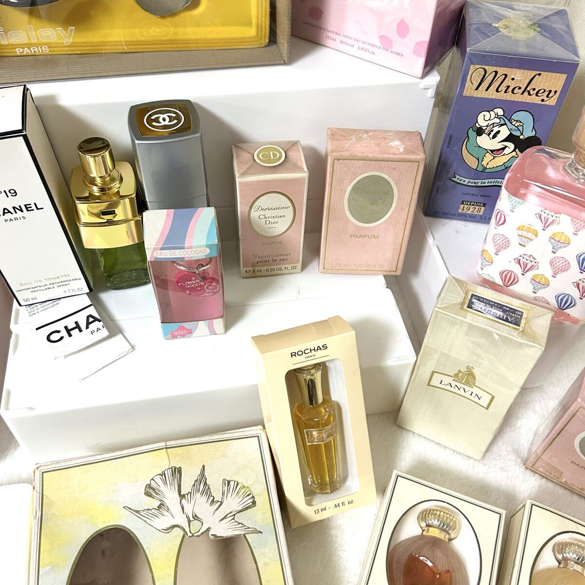 1 старт все новый товар духи суммировать Chanel CHANEL/ Dior Dior/SISLEY/ Lanvin / Nina Ricci и т.п. 