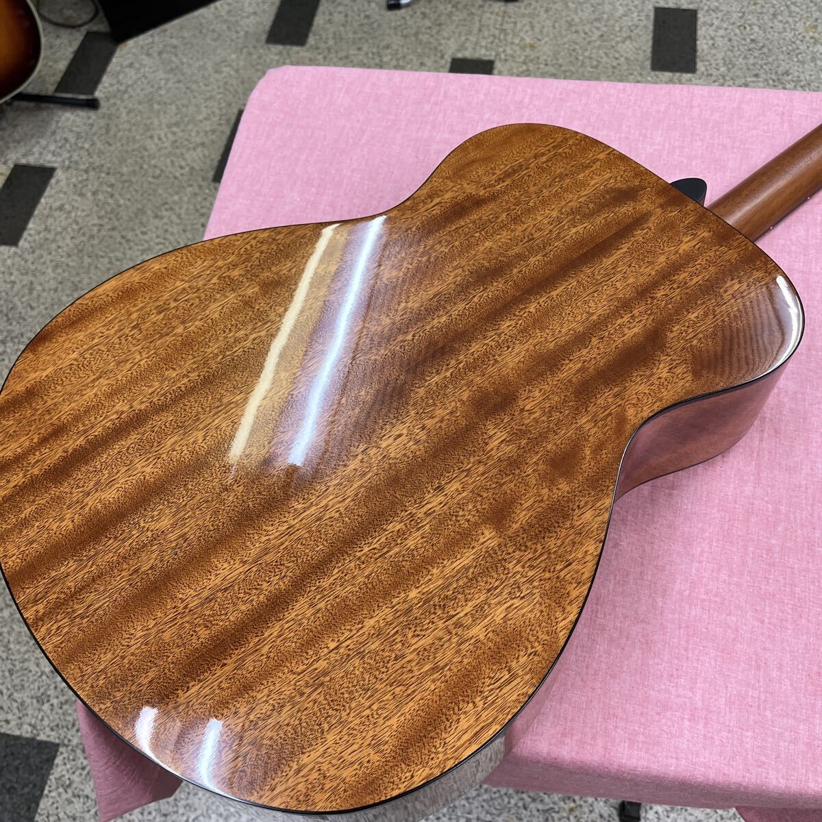 YAMAHA アコースティックギター　FS-800 中古　ケース付_画像4