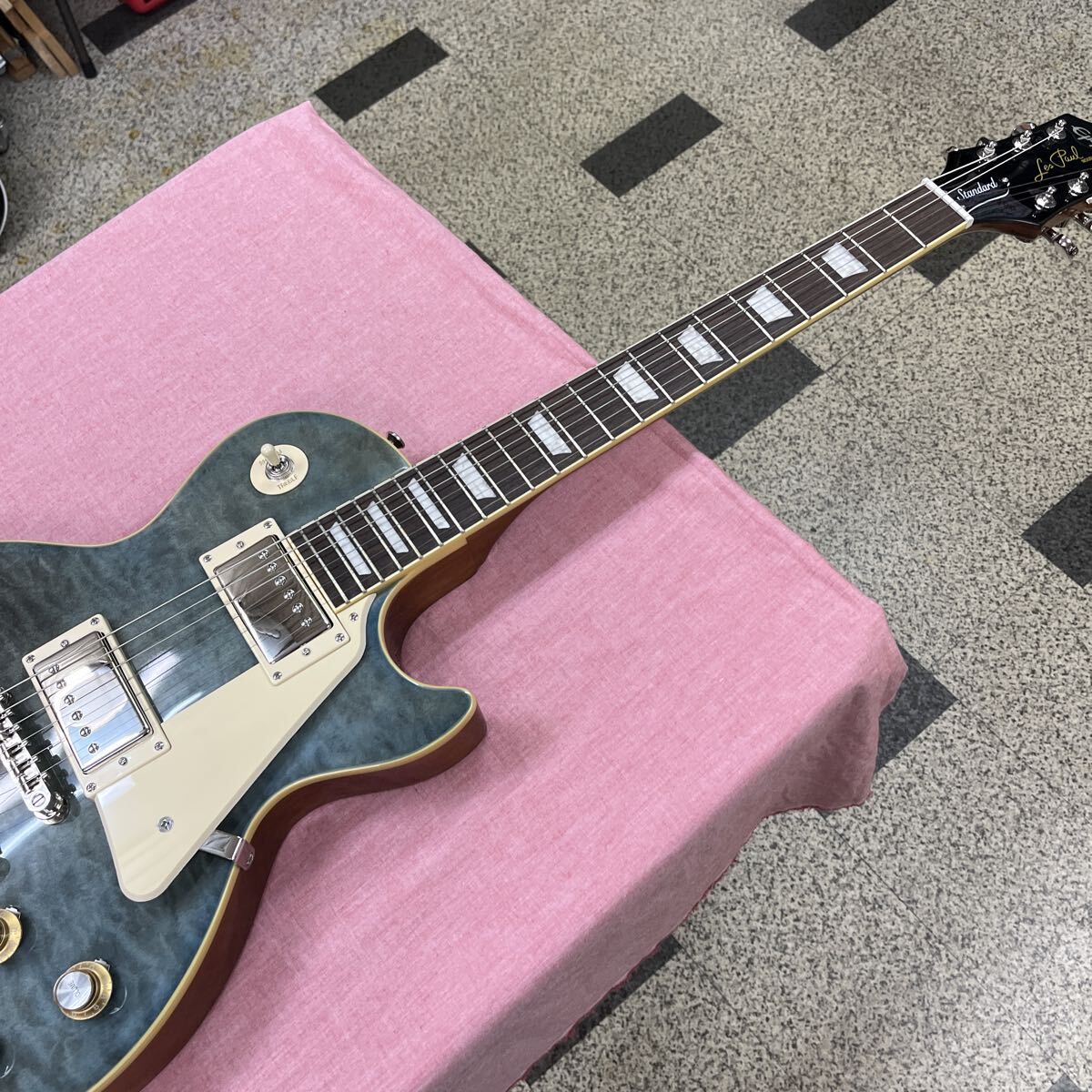 エピフォン レスポール スタンダード 60s Quilt 中古 ケース付_画像6