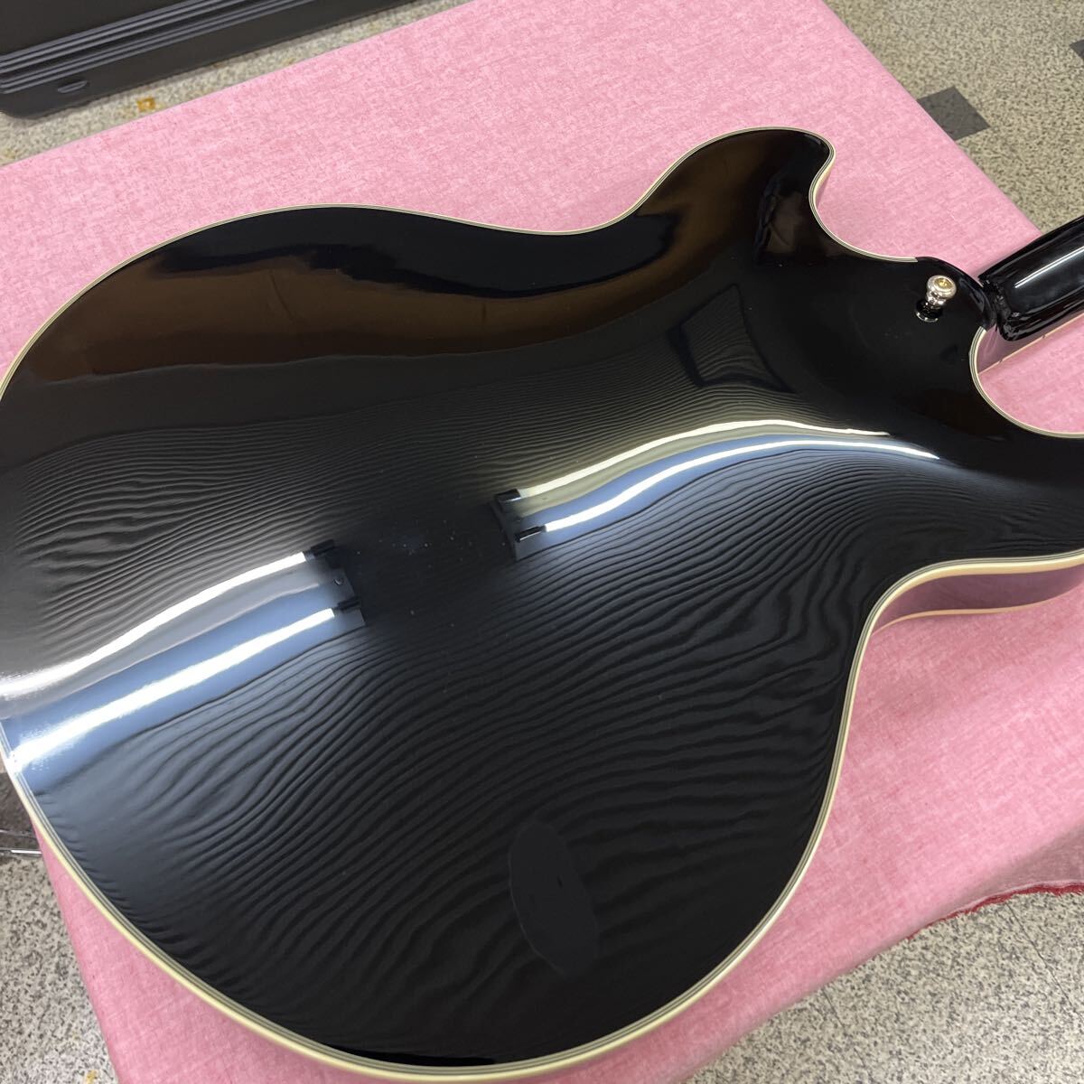 SIRE セミアコ H-7 ラリーカールトン 美品 セミハードケース付_画像4