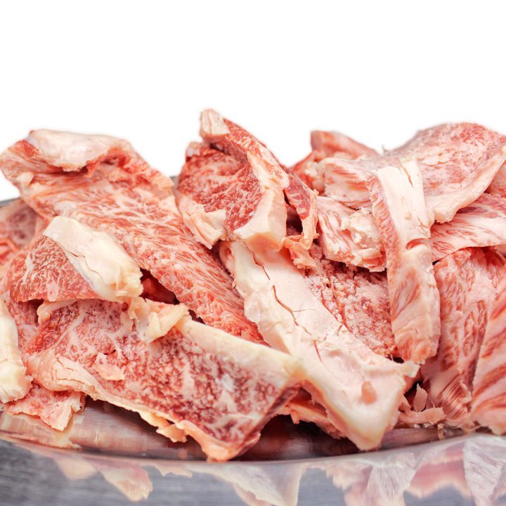 1円【1数】和牛 ロース 断面 1kg(500g×2)トリミング材 切り落とし 焼肉 BBQ 炒め物 業務用 訳あり 訳有り 大量 1円スタート 4129屋 冷凍_画像2