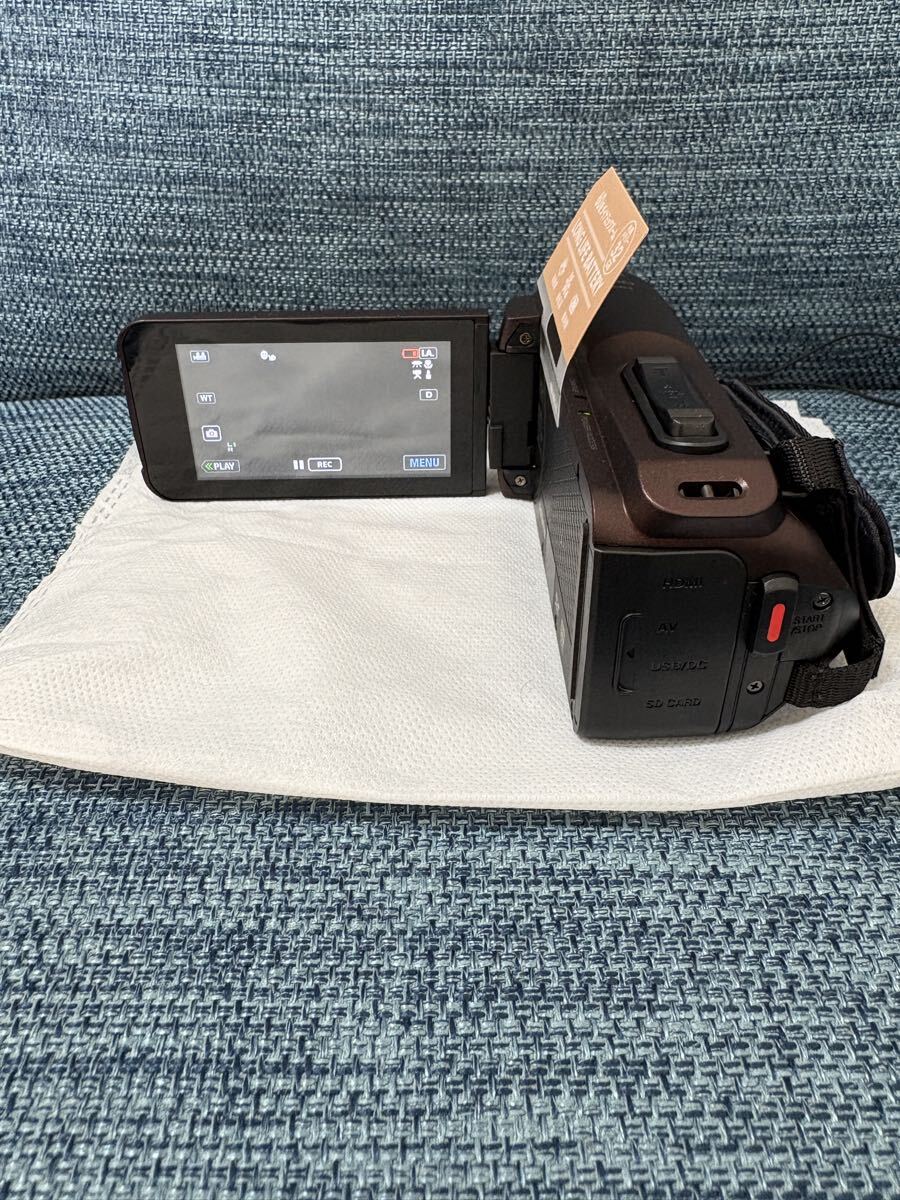 【美品】JVC ケンウッド　Everio GZ-F270 ビデオカメラ　液晶プロテクター+ SDカード付き_画像3