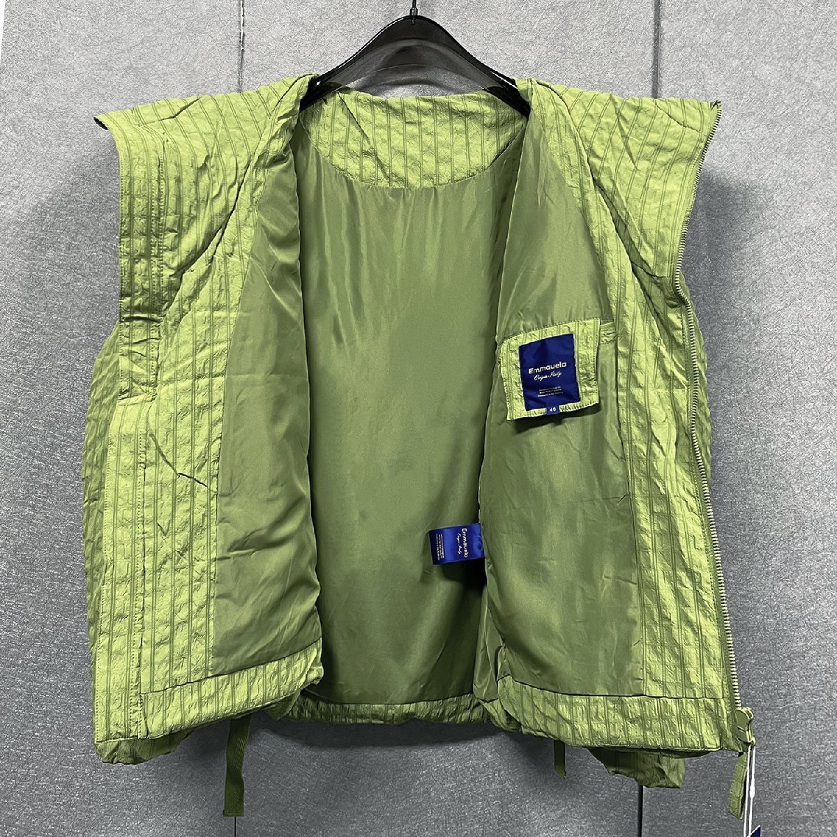 一枚限定・ダウンジャケット 定価10万◆Emmauela・イタリア・ミラノ発◆ダックダウン90％ 保温 ふんわり フード付き アウター 街着 XL/50_画像3